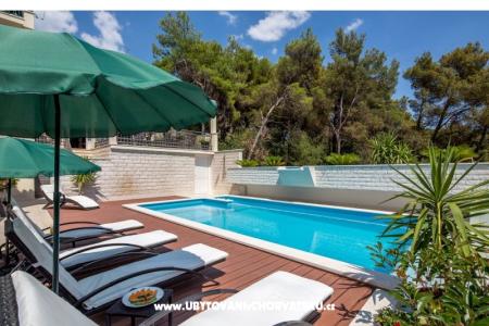 Villa Fani - Apartments Trogir photo 4