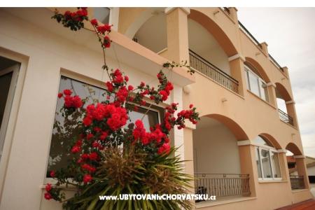 Apartments &amp; Rooms Jelavić photo 3
