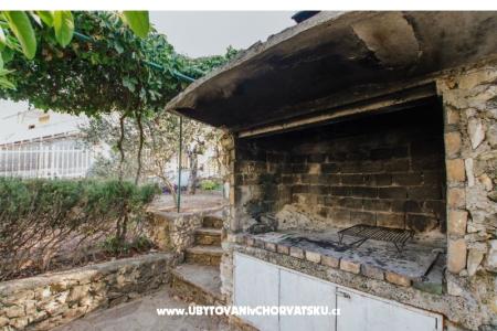Apartments Slatine  photo 4