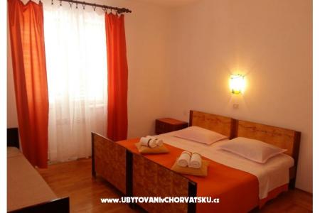 Alba Apartments photo 3