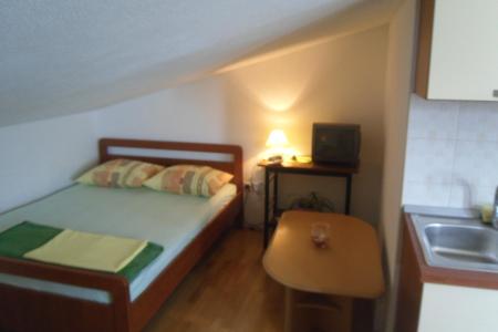 Apartments Emi photo 2