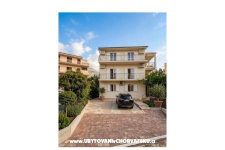 Apartments Kamena 57 Tucepi Croatia