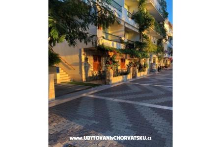 Apartments Mihaljević-Olea photo 3