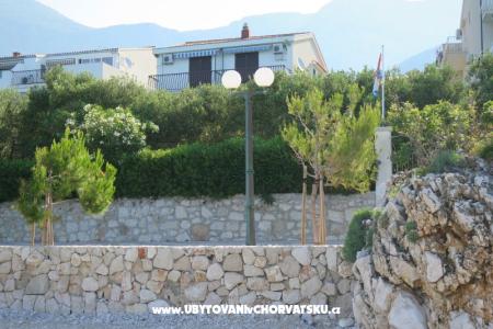 Apartments Miljenka Čapalija Tucepi Croatia