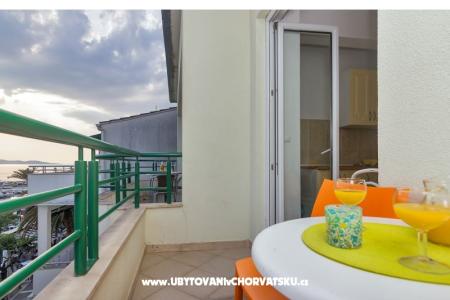 Apartments Pink photo 4