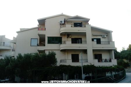Apartments Stipe Tucepi Croatia