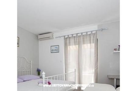 Apartments Suzana i Zlatan photo 2