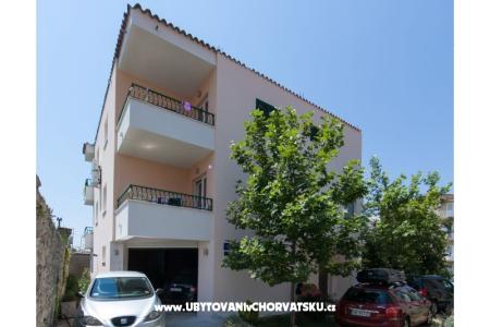 Apartments Svjetlana i Ivo Mravičić photo 2