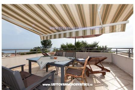 Marija &amp; Matko Ševelj Tucepi Croatia