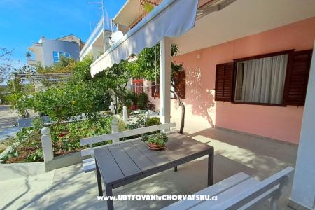 Olive Apartment and Rooms photo 4