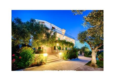 Čobrnić Rooms i Apartments photo 5