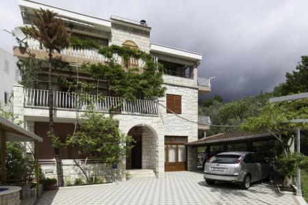 Villa 750 Tucepi Croatia