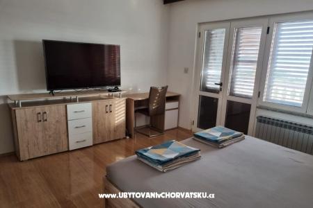 Apartment Ana photo 5