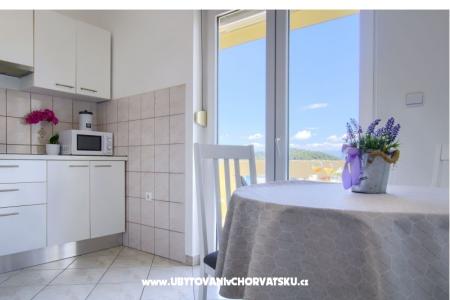 Apartment Kali photo 3