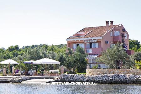 Apartments Benic photo 3