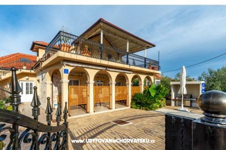 Vacation house  *** Island of Ugljan Croatia