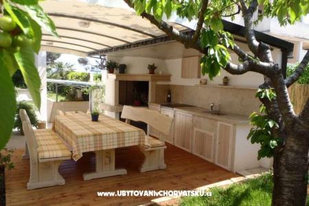 Apartments Jurišević photo 2