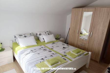 Apartment Laura  photo 3