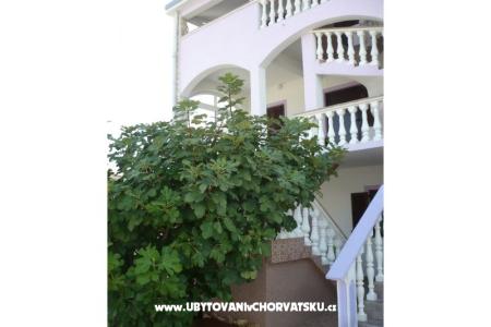 Apartments Boban photo 2