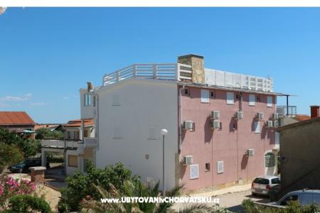 Apartments Marija i Josip Island of Vir Croatia