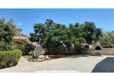 Apartments Knapić photo 4