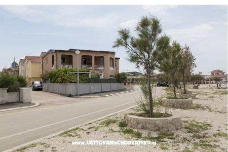 Apartments Lilly photo 2