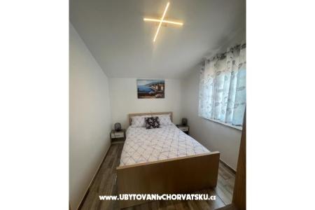 Apartments Kreć Lozice otok Vir photo 4