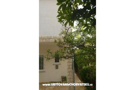 Apartments Milka Vir photo 2