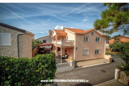 Apartment Lela Island of Vir Croatia