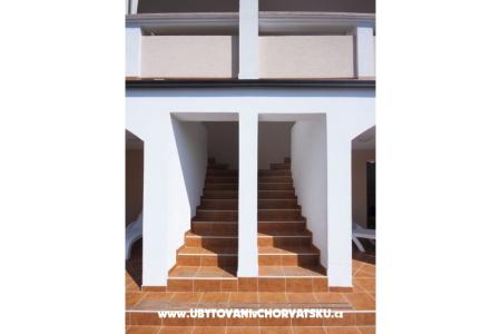 Apartments Luka photo 2