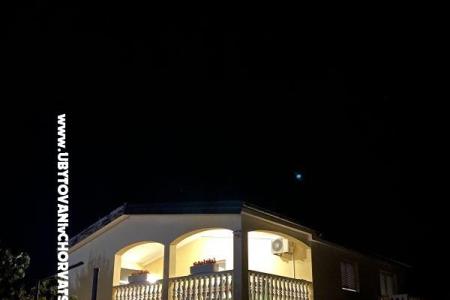 APARTMANI HELENA OASIS VIR photo 2