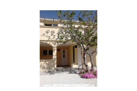 MILA Apartments Island of Vir Croatia