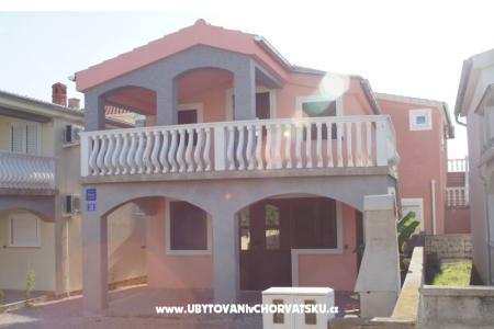 Pahert beach apartment photo 3