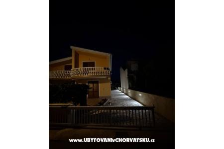 Apartments Štefanija Island of Vir Croatia