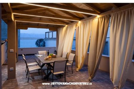 Villa Malibu Two photo 4