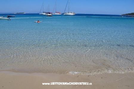 Apartment Laila photo 2