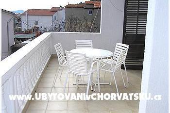 Apartments Alaga photo 2