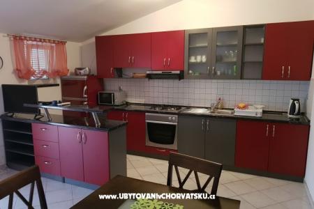 Apartments Dananić photo 3