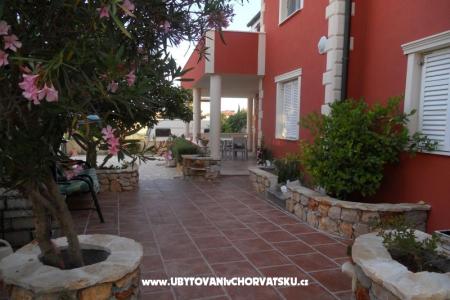 Apartments Dea&Paula photo 4