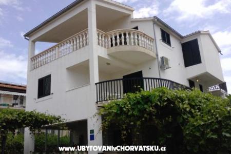 Apartments Grulović Vodice Croatia