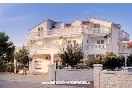 Apartments Maleš Vodice Croatia