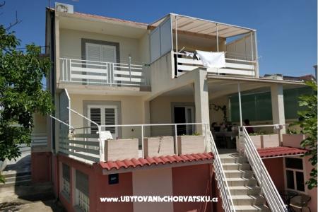 Apartments Milan Vodice Croatia