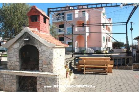 Apartments Petar - House photo 2
