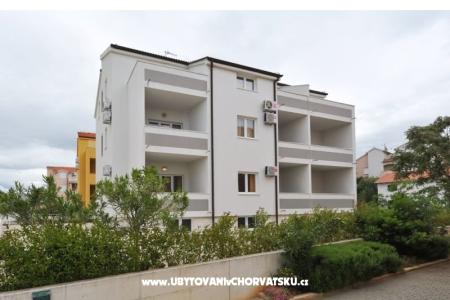 Apartments Plima***Srima Vodice Croatia