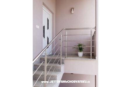 Apartments Summer House  photo 3
