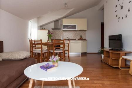 Apartments Summer House  photo 4