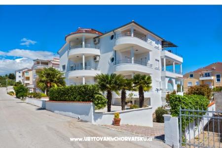 Apartments Tihi photo 2