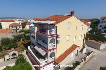 Apartments Zeko Vodice Croatia