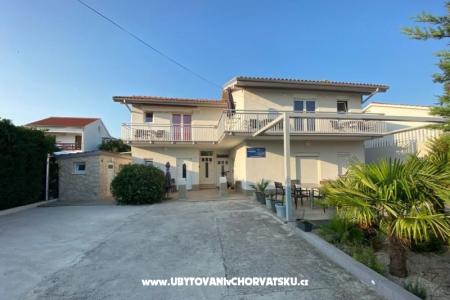 Apartments Arny Vodice Croatia