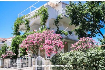 Apartments Milka Vodice Croatia